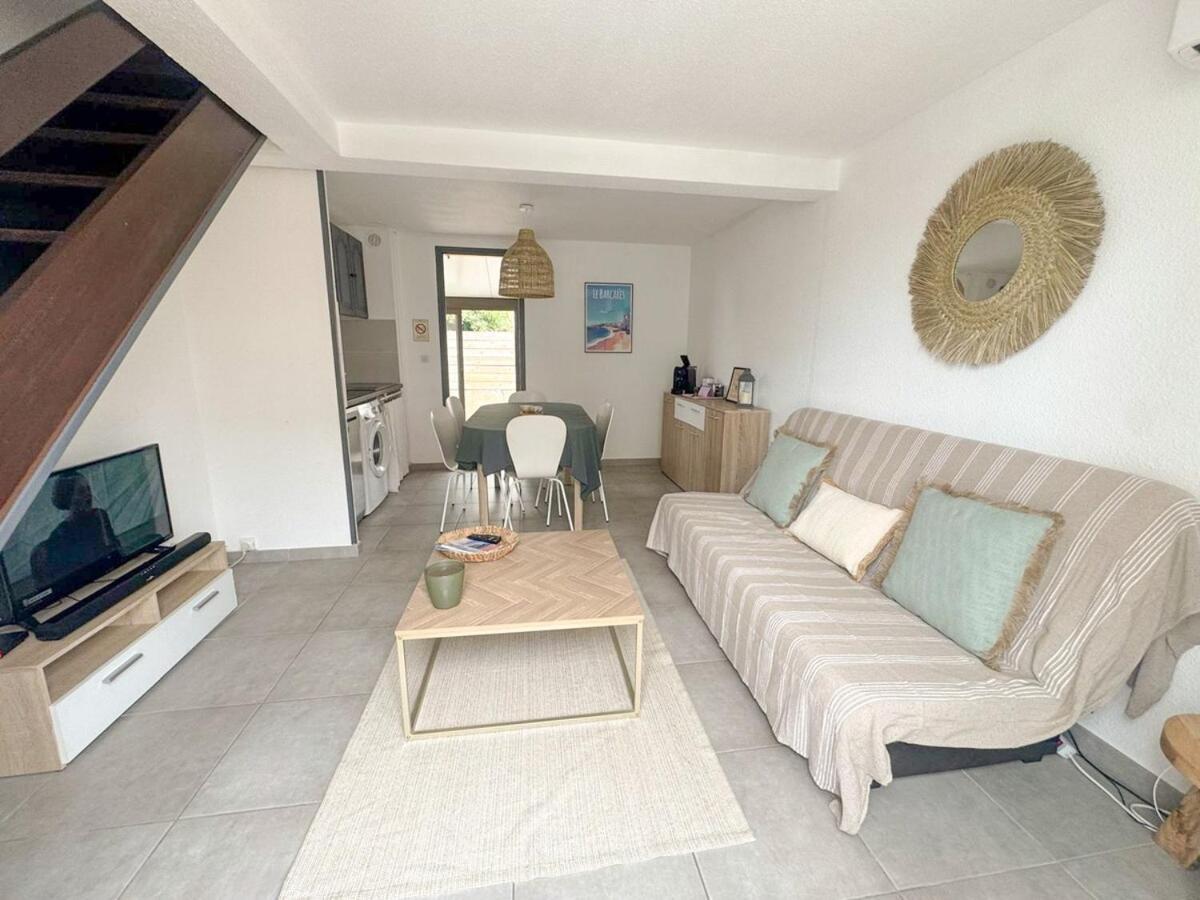 Maison Vacances Proche De La Mer เลอบาร์กาแรส ภายนอก รูปภาพ