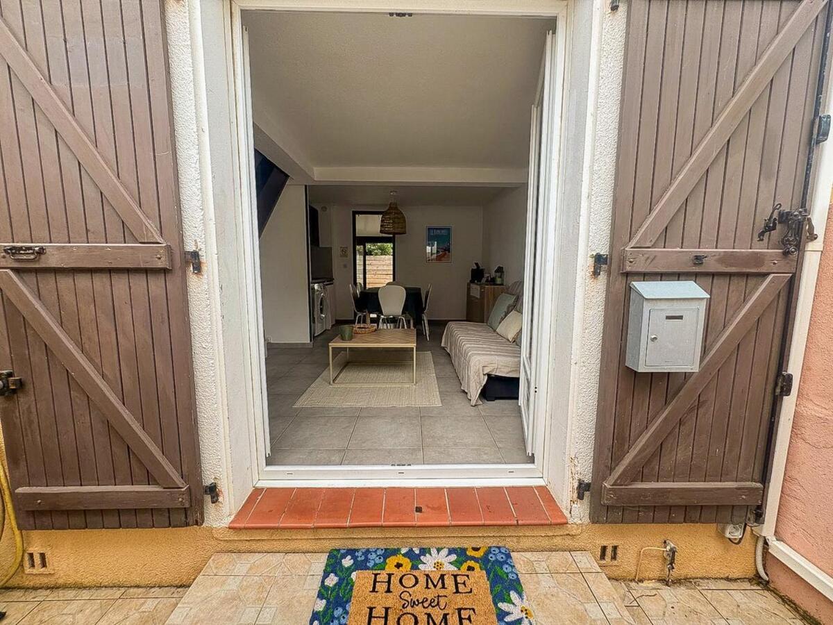 Maison Vacances Proche De La Mer เลอบาร์กาแรส ภายนอก รูปภาพ