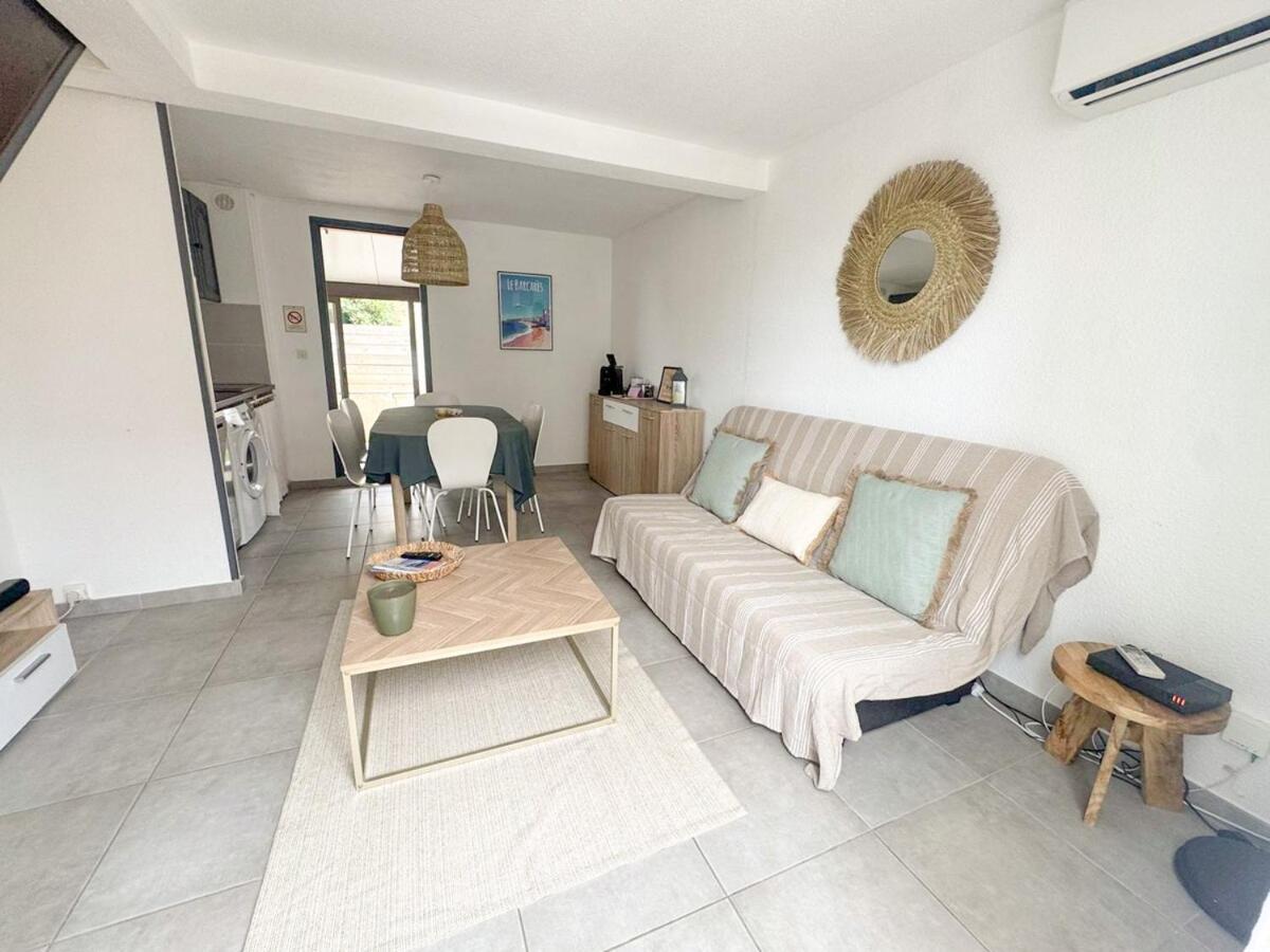 Maison Vacances Proche De La Mer เลอบาร์กาแรส ภายนอก รูปภาพ